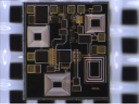 GaAs MMIC ローノイズアンプ1-9GHz 19dB Gain SAC3058　【高周波部品】